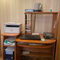Продам компьютерный стол, в Тольятти