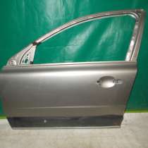 Передняя правая дверь на VOLVO XC 70, в Москве
