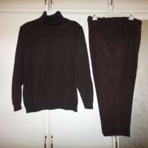 Комплект темно-коричневый шерстяной: свитер и брюки 60р, в Санкт-Петербурге