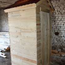 Дачный туалет 1х1 м. в 2-скатной крыше в ондулине, в Санкт-Петербурге
