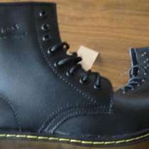 Сапоги муж. DR. Martens модель 1460 (42р-р, новые), в Санкт-Петербурге