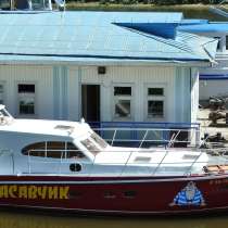 Моторная яхта-катер, в Нижнем Новгороде