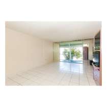 Квартира в Авентуре с красивыми видами, в г.Aventura