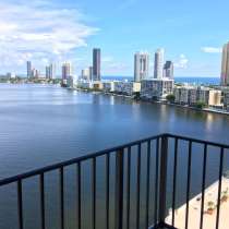 Замечательная квартира в Санни-Айлс с восхитительными видами, в г.Майами