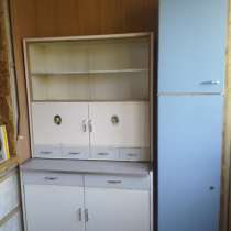 Продам кухонный шкаф и колонку. Б. у, в г.Бишкек