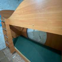❗️срочно продам двухэтажную кровать❗️, в Якутске