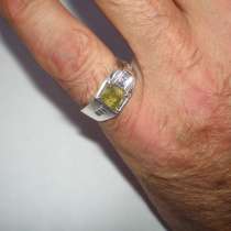 Авторский серебряный мужской перстень с гранатом Мали 19 р, в г.Киев
