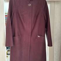 Пальто б/у 50 р, в Сургуте