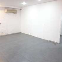 Действующее кафе. пр. Сарыарка, Центр города, 125кв. м, в г.Астана