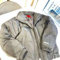 Куртка HUGO BOSS, в Москве