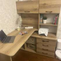 Письменный стол, в г.Москва