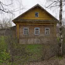 Бревенчатый дом в жилом селе, 260 км от МКАД, в Мышкине