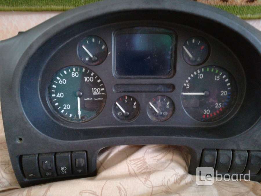 Торпеда даф. Щиток приборов daf 95xf евро 2. 105 daf панель. Щиток приборов daf 95xf евро 2. Торпеда даф.
